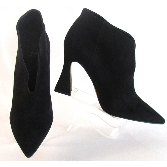 DESIGNER VINCE CAMUTO BLACK SUEDE POINTED TOE HIGH HEEL ANKLE BOOTS 8.1/2 M - Picture 1 of 14